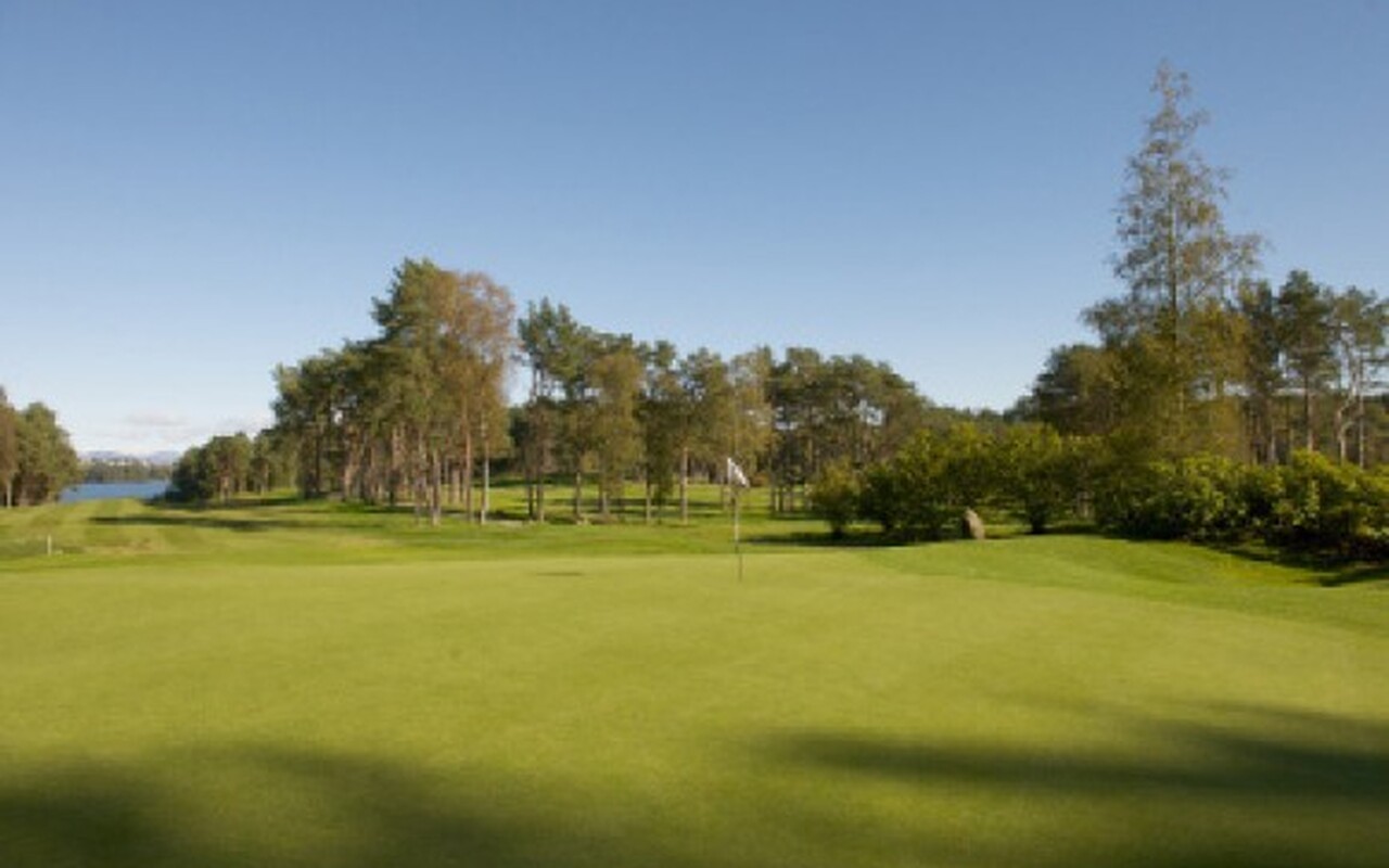 Hertz forlenger samarbeidet med Norges Golfforbund i tre nye år