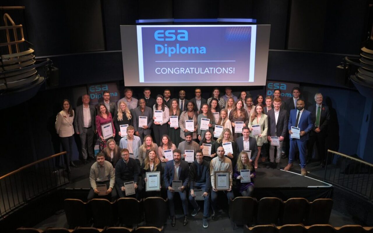 Meld deg på ESA Diploma 2026 nå